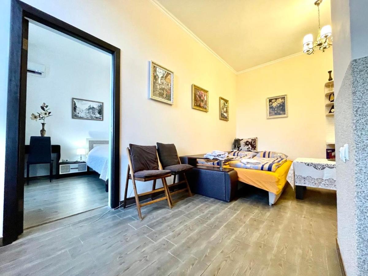 V&O Whitechocolateapt 800 M To Opera إلفيف المظهر الخارجي الصورة